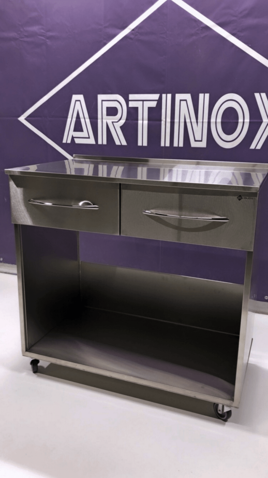 Столик AT-B42 - Нержавеющая сталь — изображение 2